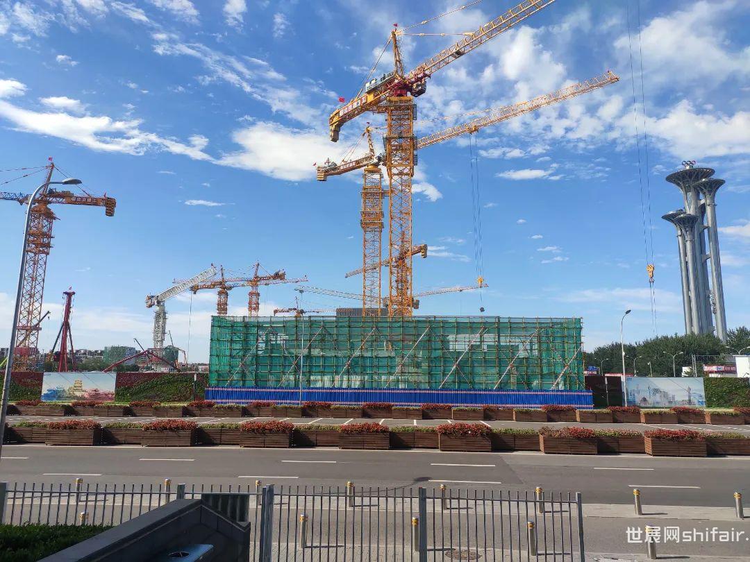 202506 过去与未来 建设与成长  钟建 (2) .jpg